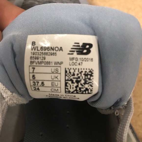 Brand new Women’s New Balance - Picture 3 of 3